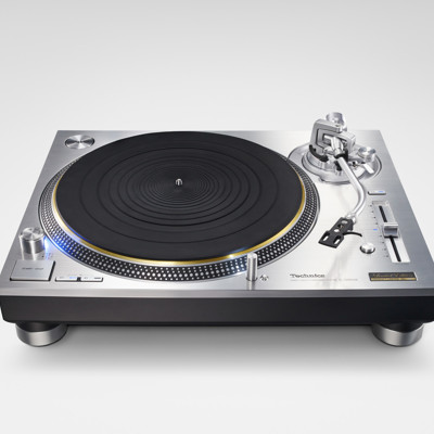 Legendarni gramofona Technics SL-1200