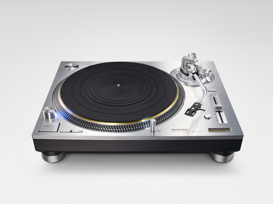 Legendarni gramofona Technics SL-1200