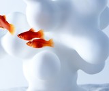 Domiselne skulpture, ki vsaka na svoj način ločuje vodno okolje