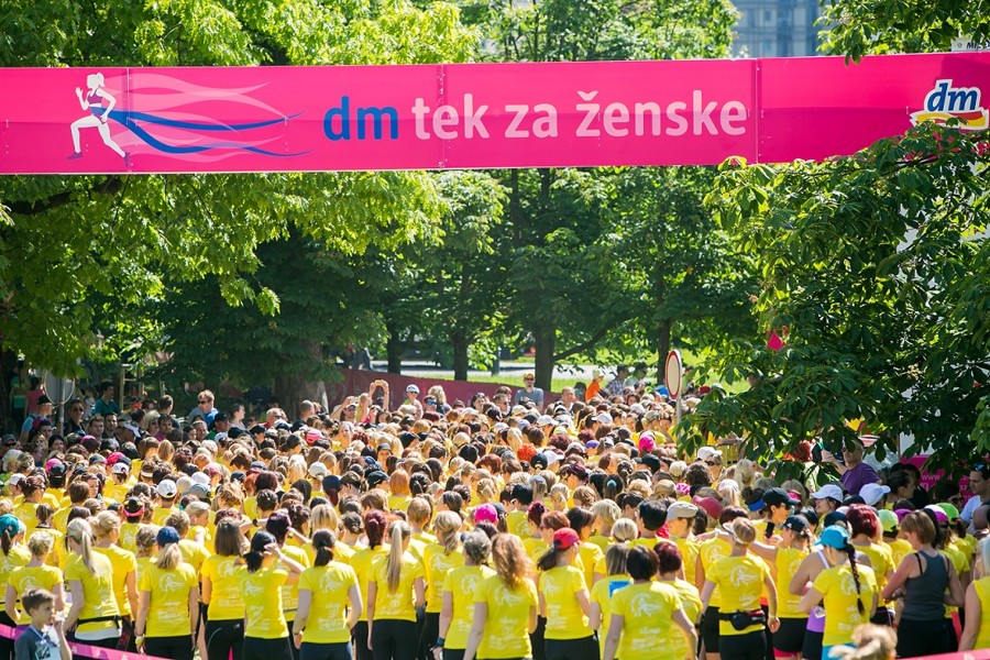 11. dm tek za ženske