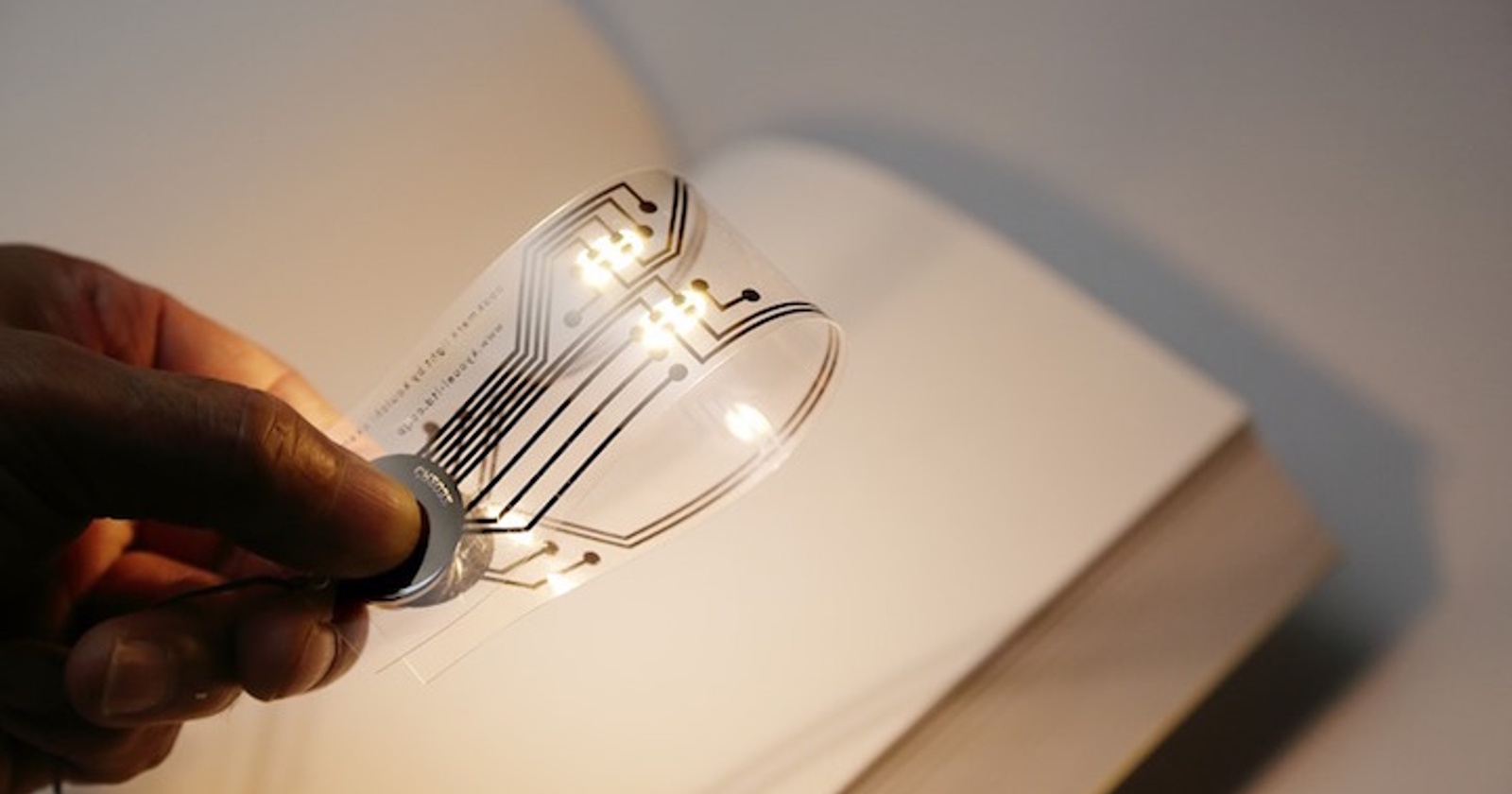 Pametno oblikovani zaznamek za knjige