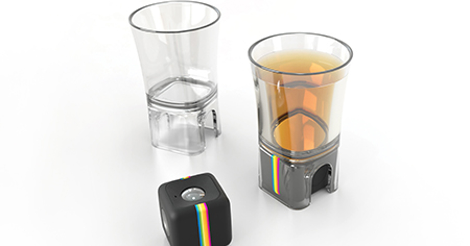 Polaroidna kamera v obliki kocke