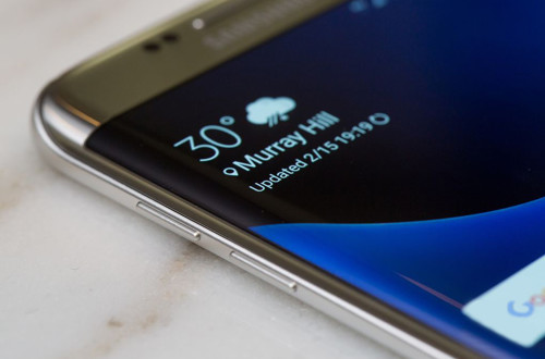 Samsung upogljivi telefoni že v letu 2017