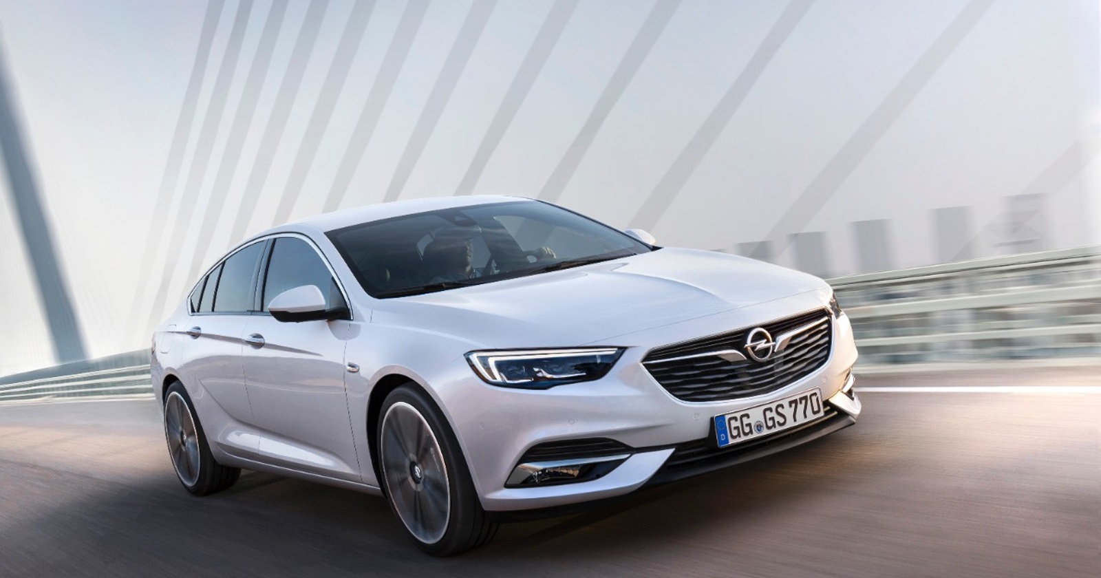 Nova Opel Insignia Grand Sport