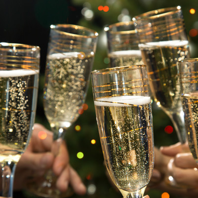 Kako pravilno odpremo steklenico penine