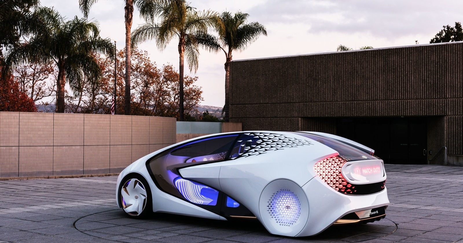 Toyota concept-i