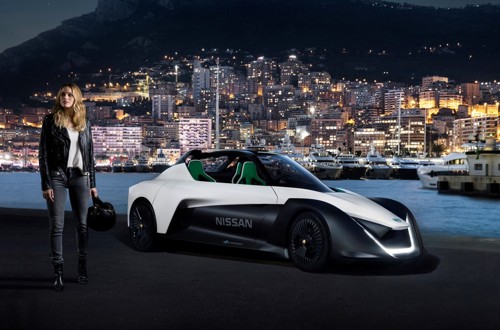 Nissanova ambasadorka električnih vozil je igralka Margot Robbie