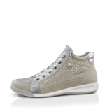 Izbrani modeli Ara obutve na voljo v trgovinah MASS po vsej Sloveniji.