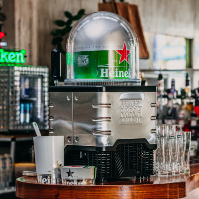 Heineken, točeno prosim!