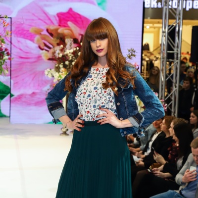 Eksplozija barv na modni reviji v Europarku