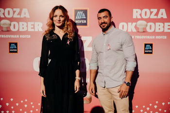 Da so šampinjoni zdrava izbira in omogočajo pripravo številnih receptov, so na kuharskem dogodku dokazali tudi številni znani Slovenci, ki so v družbi ambasadorjev, Marka Potrča in Jane Koteska, zavihali rokave in kuhali za dober namen.