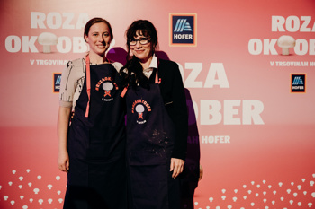 Da so šampinjoni zdrava izbira in omogočajo pripravo številnih receptov, so na kuharskem dogodku dokazali tudi številni znani Slovenci, ki so v družbi ambasadorjev, Marka Potrča in Jane Koteska, zavihali rokave in kuhali za dober namen.