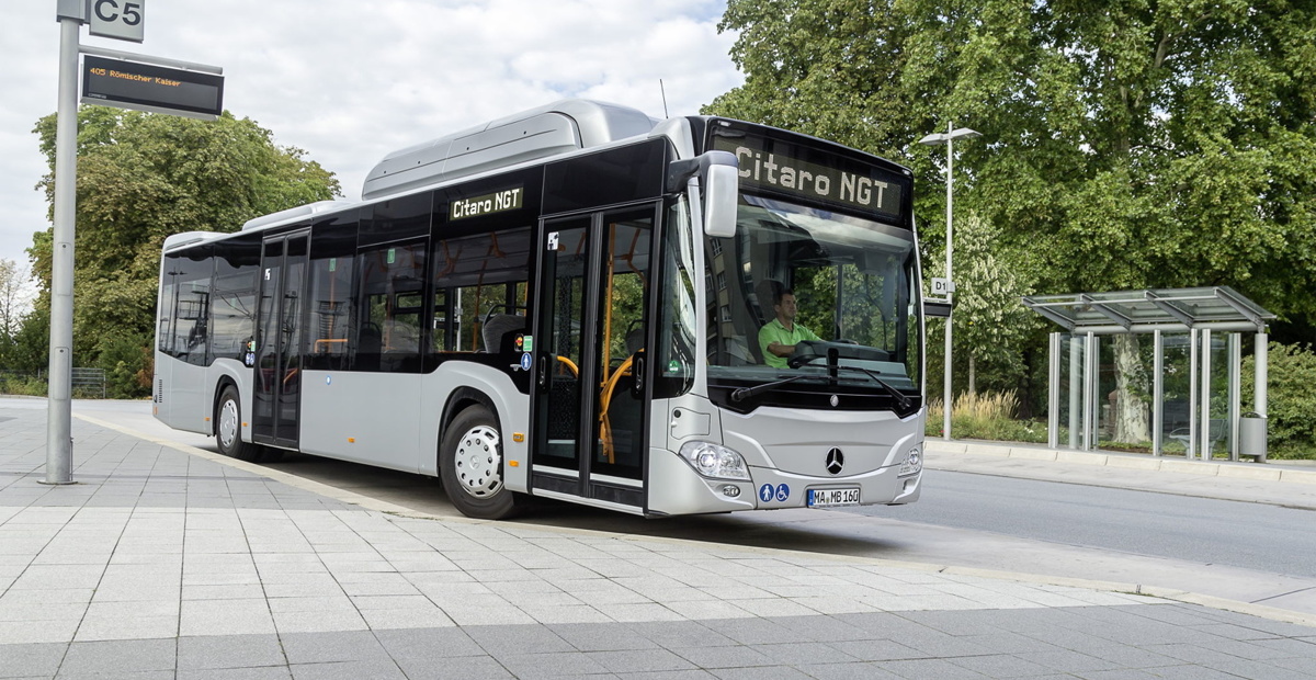 Po Ljubljani bodo kmalu zapeljali hibridni avtobusi