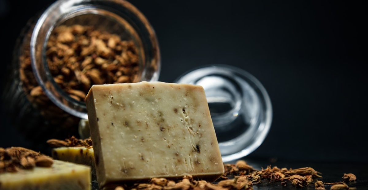 Domača okolju prijazna čistila