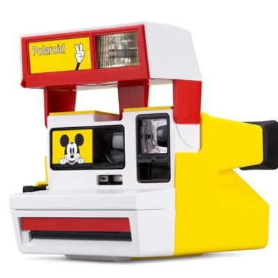 Polaroid x 