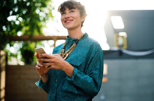 Unsplash 1542906915358