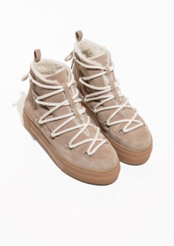 Zimski čevlji &other stories.