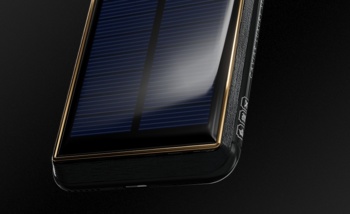 Caviar iPhone XS Tesla.