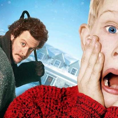 Ugly Christmas Sweater party v kinu Bežigrad