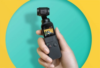 DJI Osmo Pocket je majhna ročna kamera z 1 / 2,3-palčni senzorjem in zaslonko f / 2,0, ki posname 4K video posnetke v samo nekaj sekundah, z mehansko, optično in elektronsko stabilizacijo slike. Cena? Okoli 350 dolarjev.