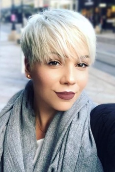 Kratka frizura ne bo nikoli iz mode.