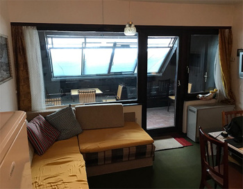 Pred prenovo. Foto: Anže Vrabl