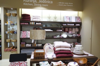 Coincasa v ljubljanski Nami.