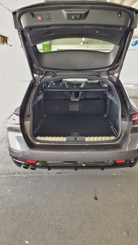 S predstavitvijo modela 508 SW so pri Peugeotu spreobrniti klasične zapovedi trenutnih prodajnih trendov.