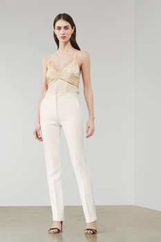 Foto: Victoria Beckham Bridal Edit.