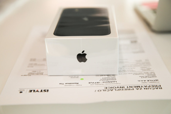 Apple iPhone 11, iPhone 11 Pro in Apple Watch