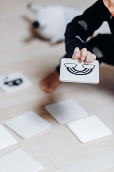 Igra spomin Ooh noo.