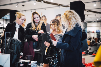 Nina Šušnjara je modnim navdušenkam in novinarkam razkrila svoje najljubše kose iz nove Hunter kolekcije.