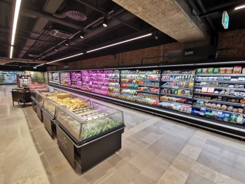 Maxi gourmet market.