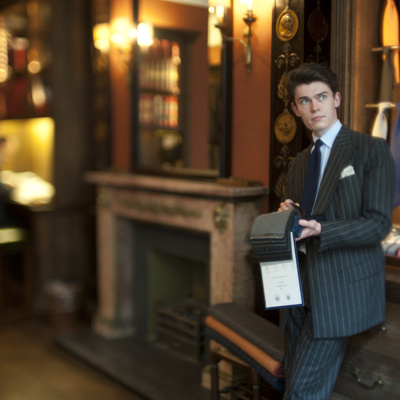 Britanska krojaška tradicija oblek po meri