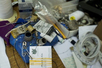 Britanska krojaška tradicija oblek po meri