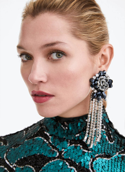 Uhani Uterqüe.
Cena: 59 evrov.
uterque.com