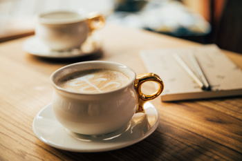 Skodelice Cesarica Barbara.