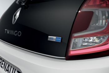 Prihaja električni Twingo