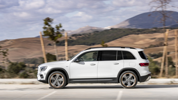 Z novim Mercedes-Benz GLB je tako družina kompaktnih vozil Mercedes-Benz sestavljena iz osmih modelov.