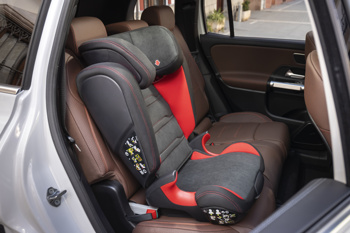 Z novim Mercedes-Benz GLB je tako družina kompaktnih vozil Mercedes-Benz sestavljena iz osmih modelov.