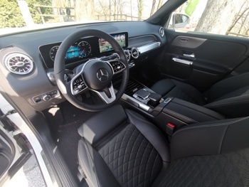 Z novim Mercedes-Benz GLB je tako družina kompaktnih vozil Mercedes-Benz sestavljena iz osmih modelov.