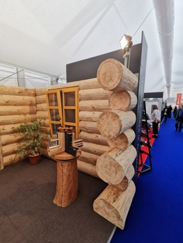 Sejem DOM odprl vrata