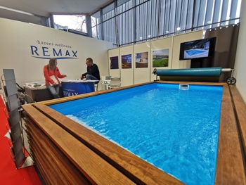 Sejem DOM odprl vrata