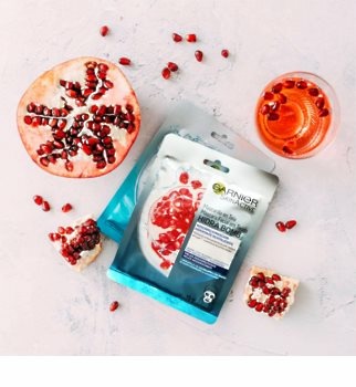 Garnier Skin Naturals Moistureaqua bomb super vlažilna tekstilna maska za zapolnitev gub. Foto: notino.si