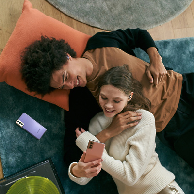 04galaxys21pluslifestylecut