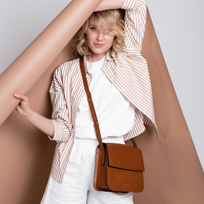 vivascognacleathercrossbodybagvegetabletanned6