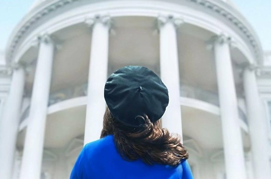 american-crime-story-impeachment 1633618413951