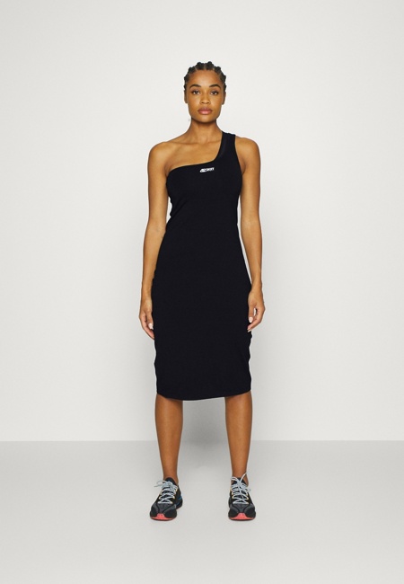 DKNY. Foto: zalando.com