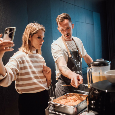 teja-jugovic-in-mojmir-šifta-preizkušata-philipsove-kuhinjske-aparate