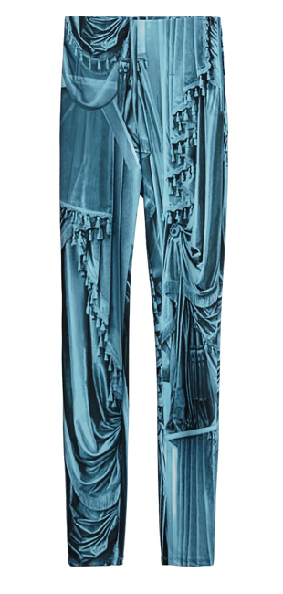 Dramatičnost in glamur v kolekciji H&M Studio pomlad/poletje 2023